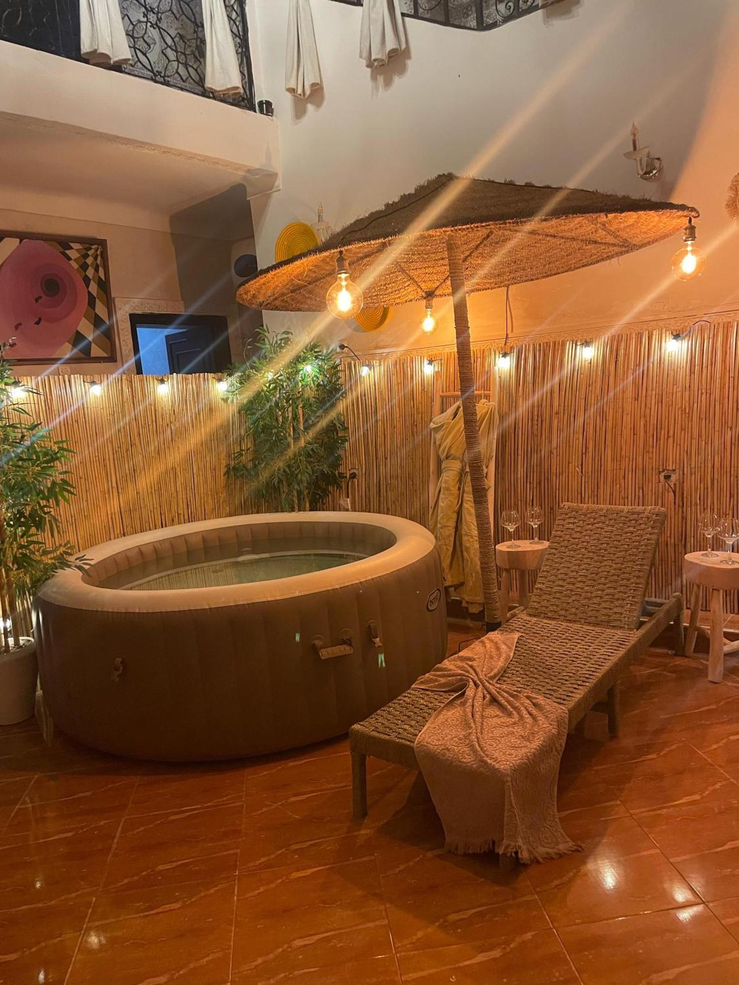 Riad Msholidays Jacuzzi Privatise Marrakech Marrákes Kültér fotó